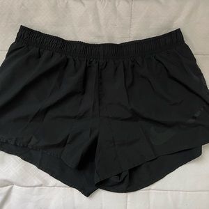 Nike running shorts - black